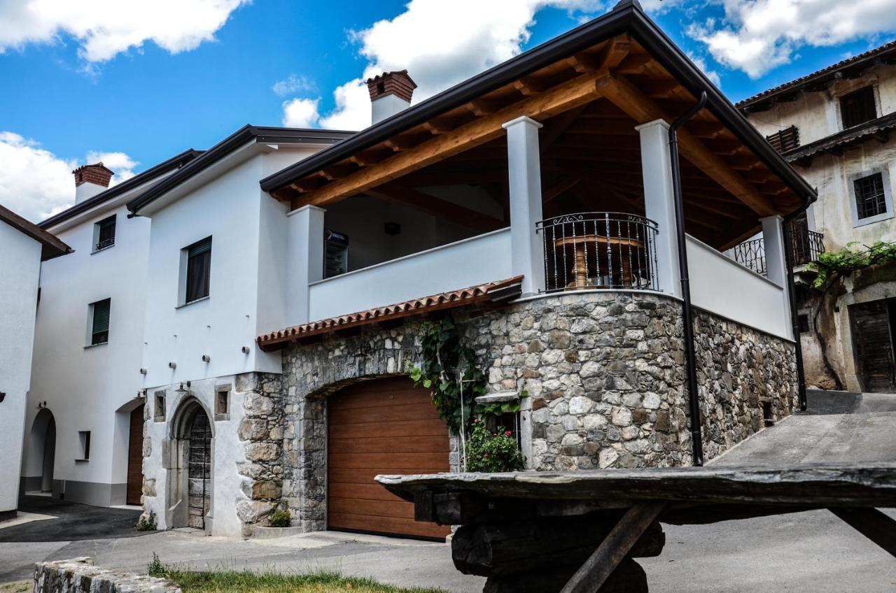 Apartmaji Tanto Malovse Crnice Esterno foto