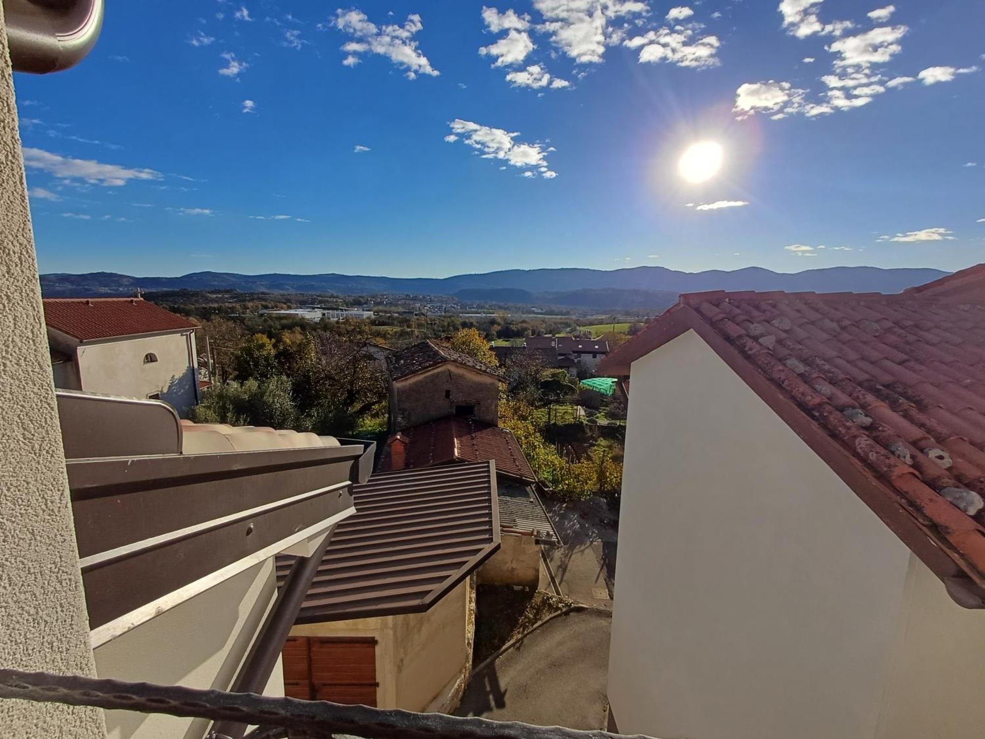 Apartmaji Tanto Malovse Crnice Esterno foto